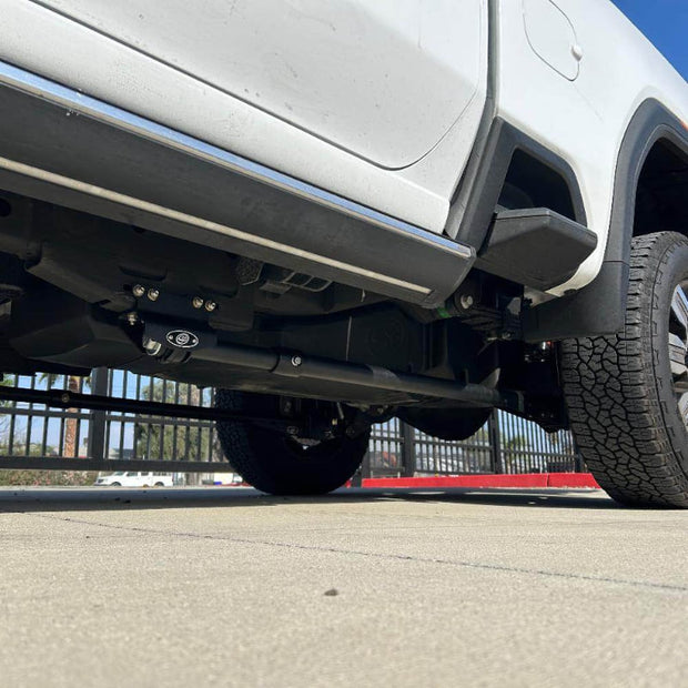 Close up Short Gusset Traction Bars - S&B
