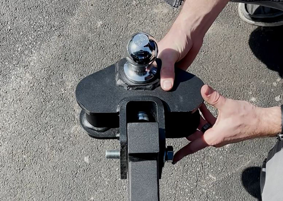 2-Point Hitch Accessory