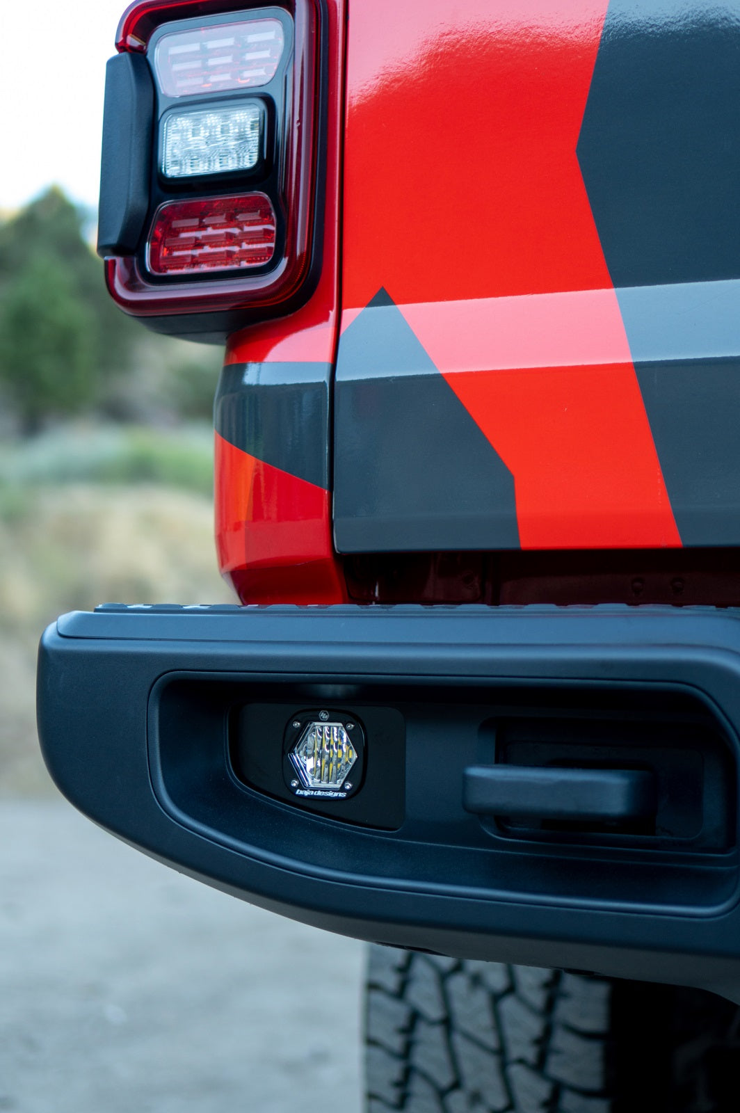 S1 Dual Reverse Kit - '20-26 Gladiator; W/ OE Bumper (Wide Cornering; Clear; Upfitter Wiring)