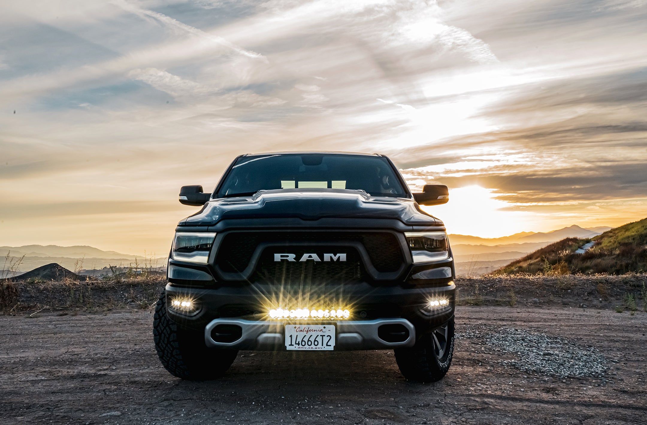 OnX6+ 20 Inch Bumper Kit - '19-24 1500 Rebel (Driving/Combo; Clear)