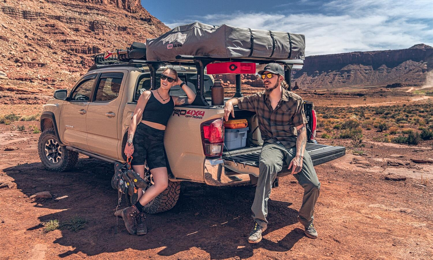 Husky Liners 2864036 Low Profile Dark Smoke In-Channel Ventvisor Side Window Deflector 4-Piece Set For 2016-2023 Toyota Tacoma Crew Cab