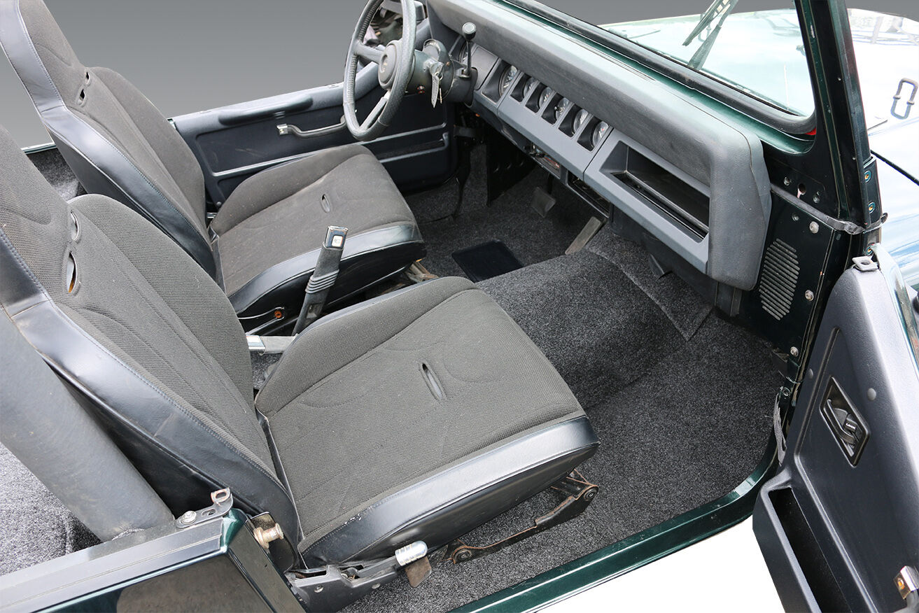 Husky Liners Guardian Comfort Jeep Liner - HBRCYJ76F