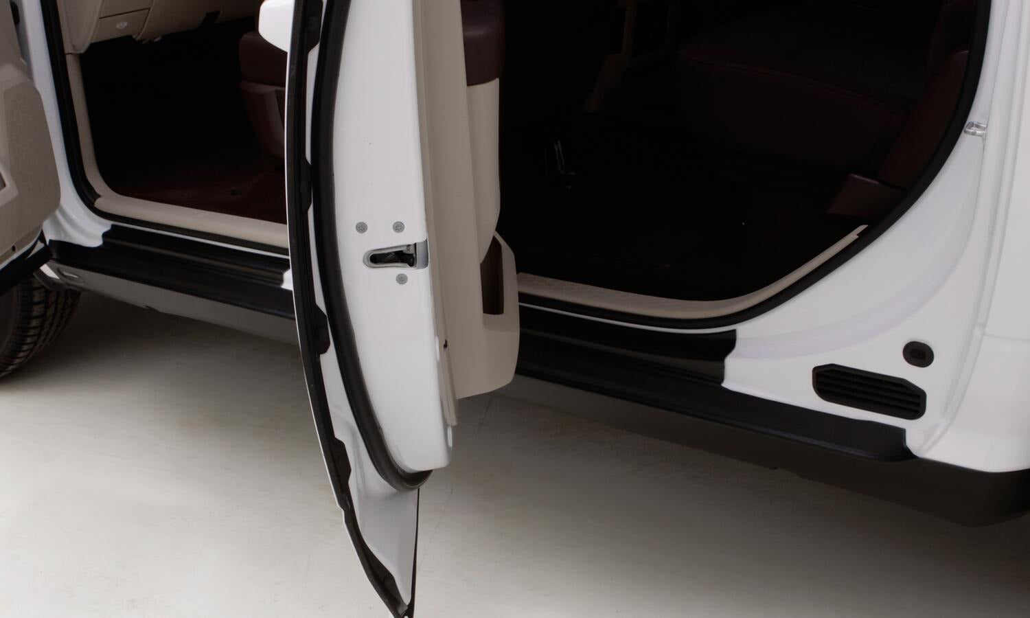 Husky Liners 2874064 Black Trail Armor Rocker Panel And Sill Plate Covers For 2019-2024 Ram 1500 Classic 2009-2018 Ram 1500 2009-2026 Ram 2500/3500 Crew Cab Pair