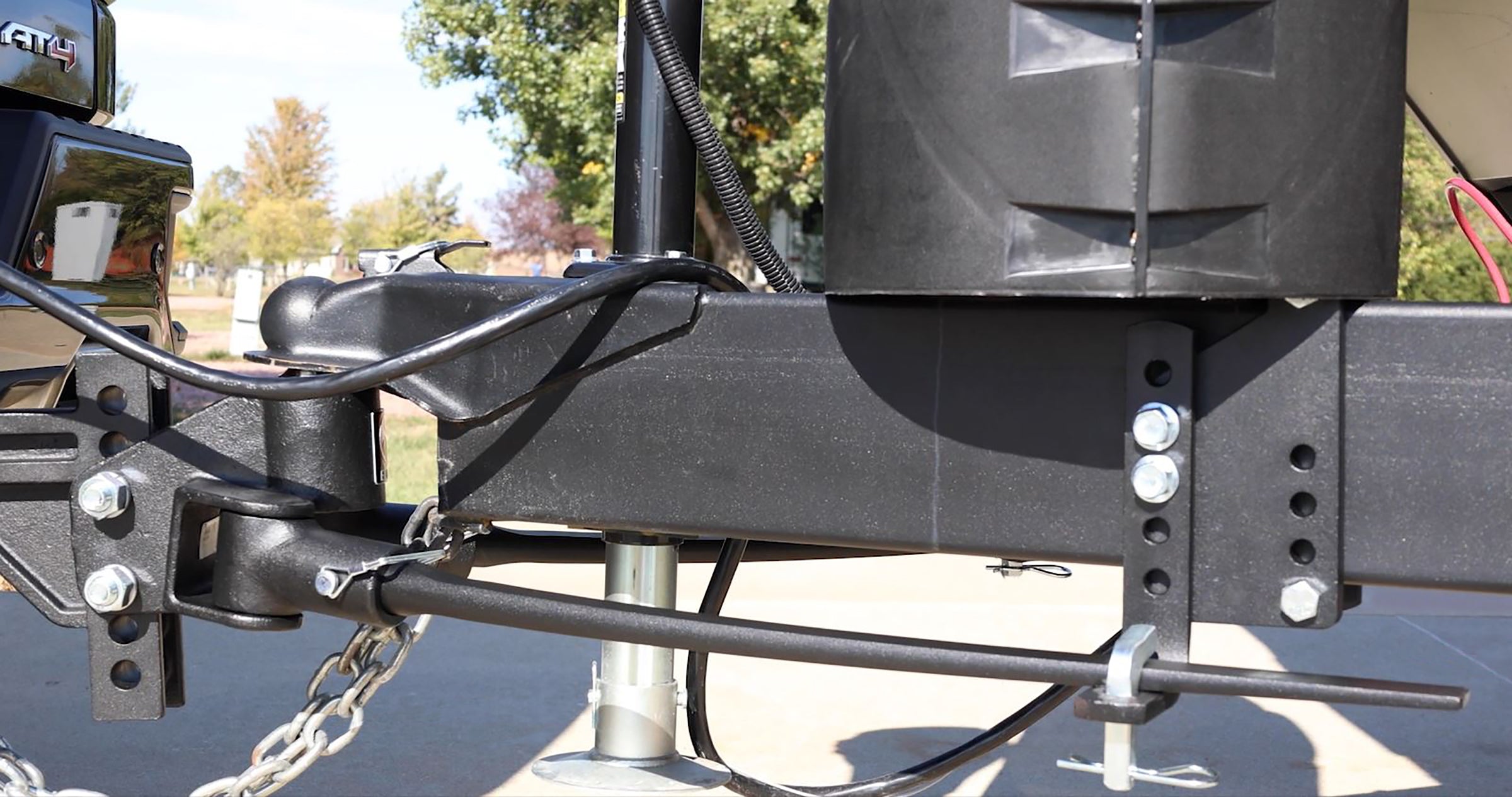 TrackPro/2-Point Hitch Accessory