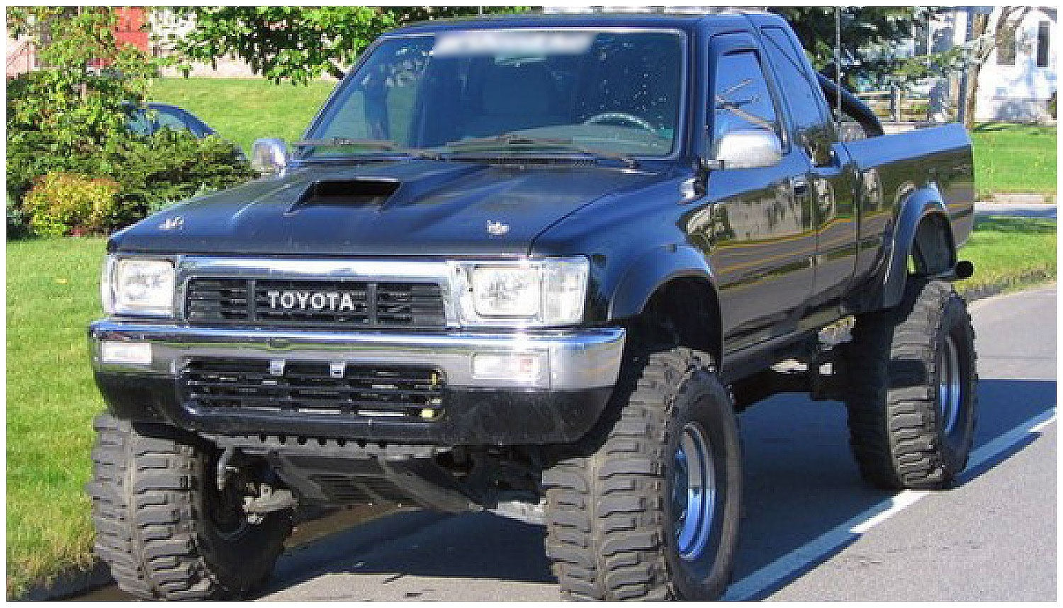 Husky Liner Extened-A-Fender Fender Flare 28031906