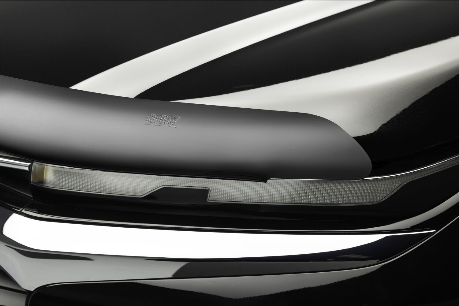 Husky Liners Hood Shield Smoke 2810274