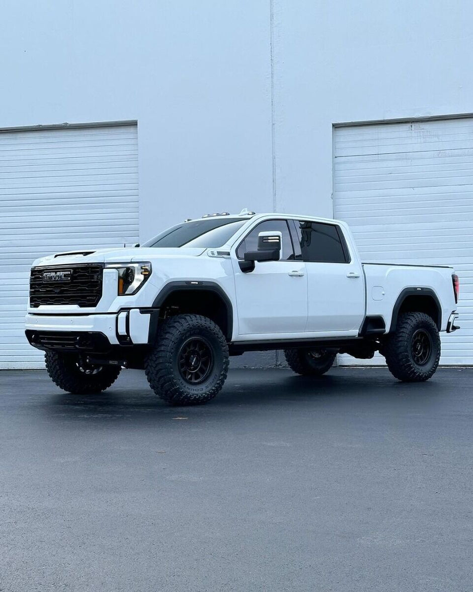 Cognito 4-Inch Performance Lift Kit With Fox PSRR 2.0 Shocks For 2020-2024 Silverado/Sierra 2500/3500 2WD/4WD
